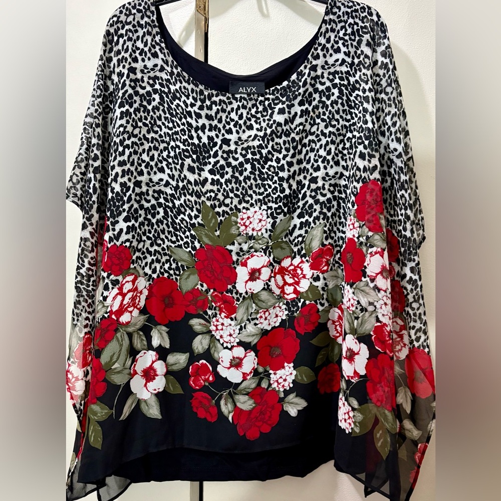Alyx Women's Floral Print Top - Red and Black
